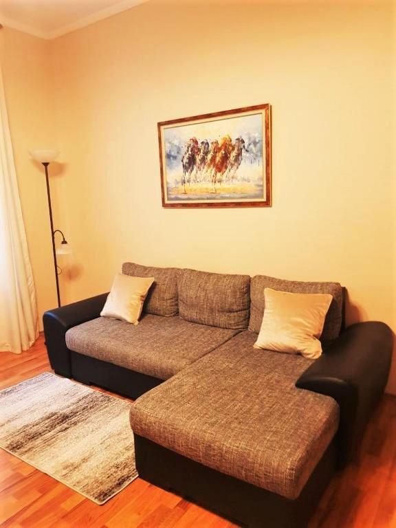 Apartmany U Tri Jehnatek Karlovy Vary Dış mekan fotoğraf